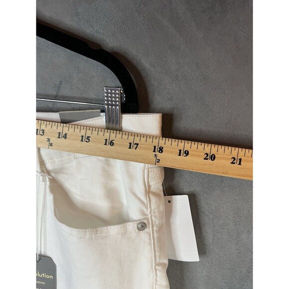 Wit & Wisdom Ab-Solution Shorts Womens 16 White Slimming Stretch Cotton Blend - Picture 8 of 11